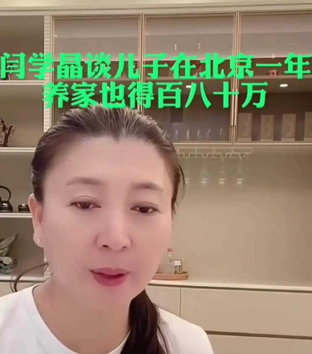 春晚一句话，22年后应验2000年冯巩在《旧曲新歌》里吐槽：你这人太张扬。