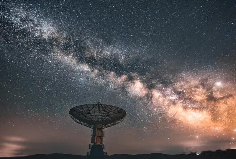 越发达的文明越善于自我毁灭，这事儿细琢磨还挺有门道。就说宇宙里，银河系直径约10