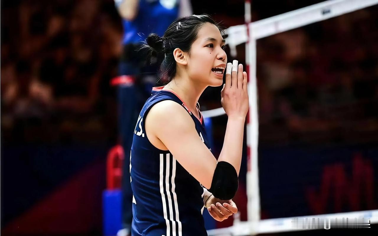 中国女排3-1胜哥伦比亚，三点印象深刻！1.高意的首发小组赛首轮赵勇派出副攻