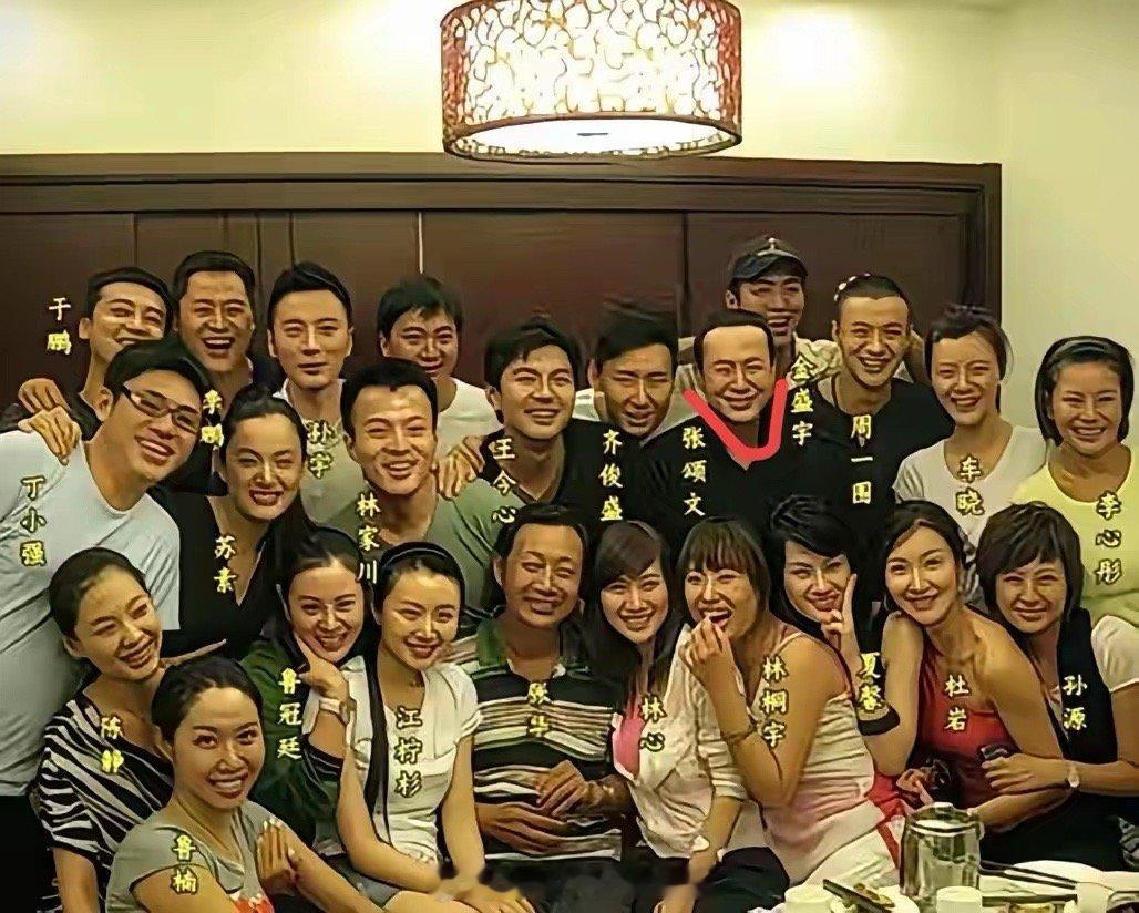 当初谁能想到班里最红的会是他？