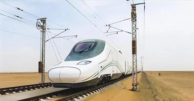 当初中国帮沙特建高铁，结果干了九年，还赔了41亿，外媒纷纷嘲笑中国“冤大头”，如
