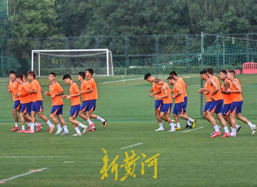 泰山队22将参加训练陈蒲在列, “夏窗”调整备受关注