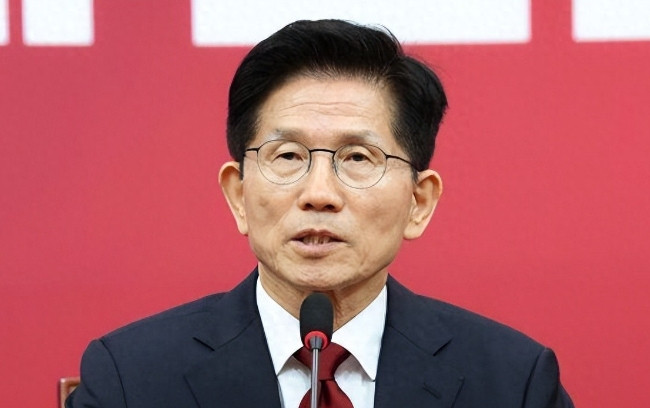 金文洙宣布洪准杓接管选举对策委员会！洪准杓：不参与，明天赴美
