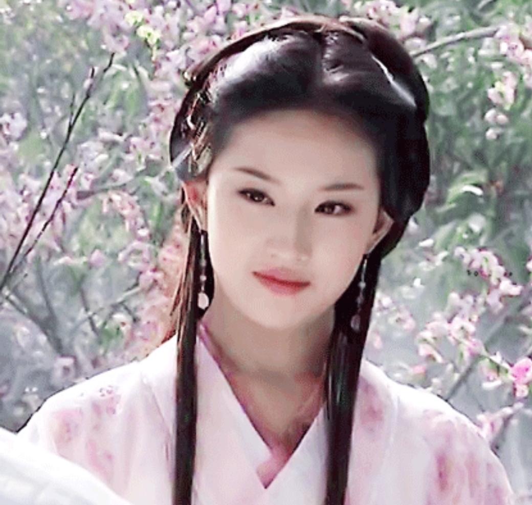 金庸给武侠人物取名，多植根于古典文化，常从诗词典故、经史典籍中汲取灵感，兼顾音韵