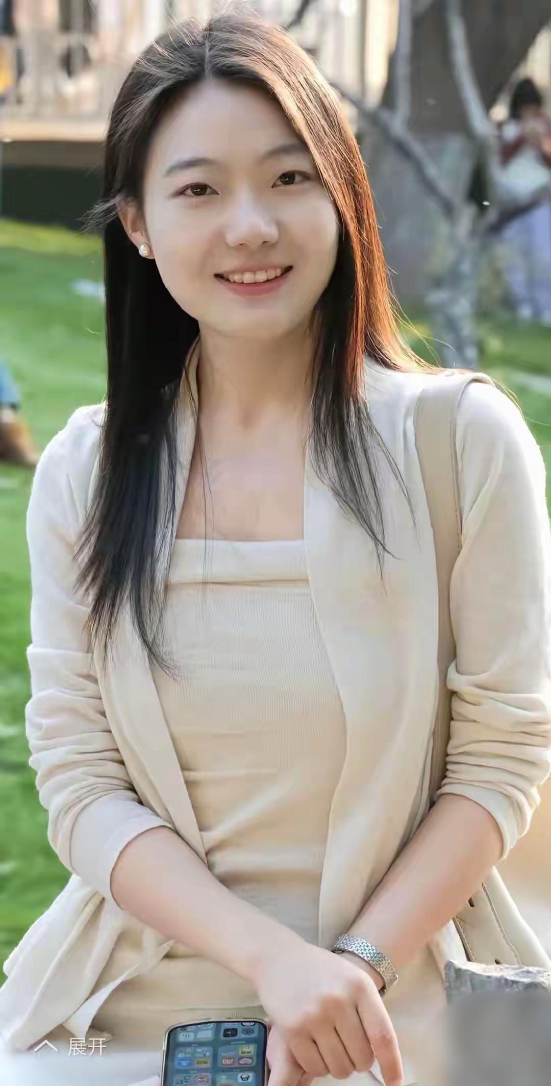 有哪些美女让人过目难忘？