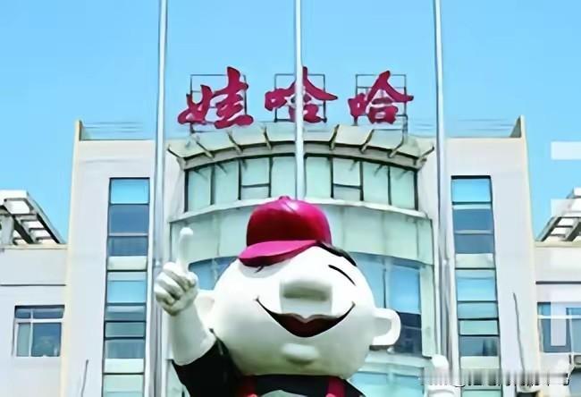 现在全网都在喷宗馥莉，我有不同看法。几乎所有的商业博主、大V们都在说宗馥莉手握