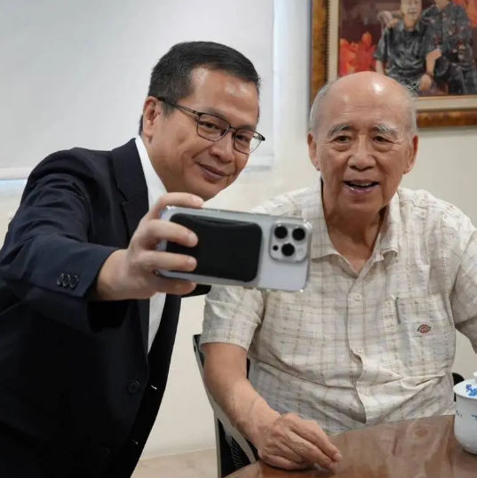 也打吴伯雄牌！罗智强誓言当月亮助卢秀燕2028拉下赖清德宣布参选国民党主席