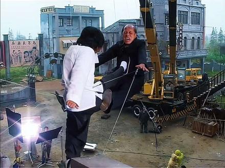 星爷踢火云邪神的戏原来是这样拍的！