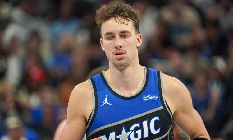 魔术正式加入争夺字母哥的队伍，美媒报道：魔术希望对阵容做出调整，而字母哥是他们的