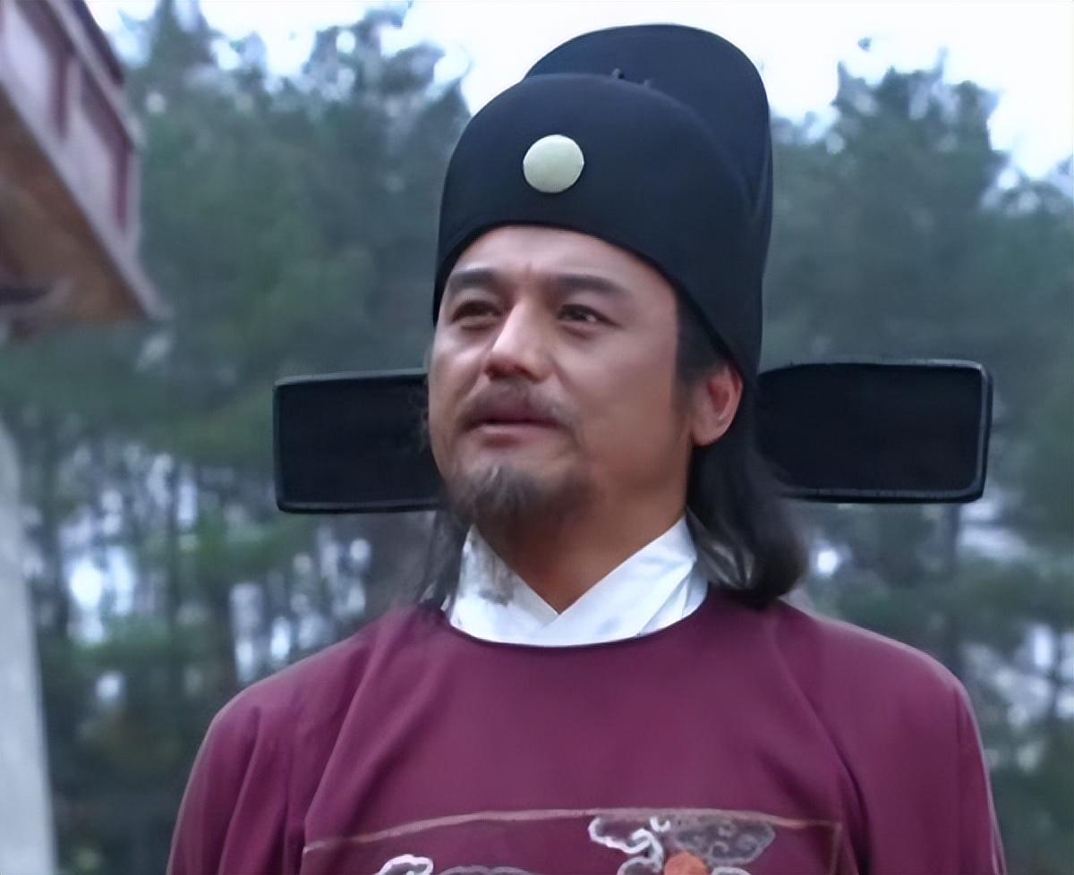 朱元璋为什么忍了七年才杀胡惟庸？一场蓄谋千年的权力棋局洪武十三年（1380年