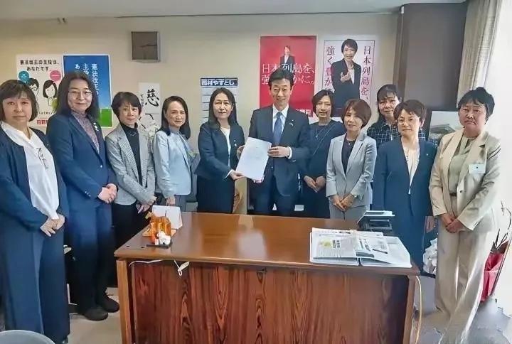日本高官要来中国了！根据日本方面在5月3日透露，日本自民党选举对策委员长西村