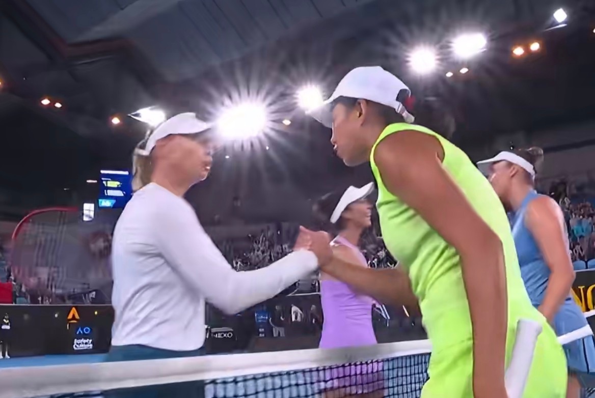 多哈1000赛资格赛首轮，舟车劳顿的张帅3-6/3-6不敌前世界第二兹沃娜列娃，