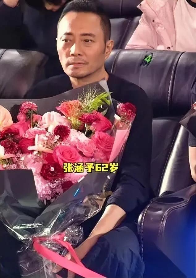 田海蓉哭到破防！三位硬汉集体社死！张涵予的嘴角在抽搐，邵兵的眼袋跟着节奏