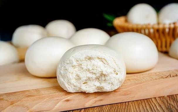 冷冻的馒头会致癌？超过三天就不能吃了？央视实验告诉你答案！先给大家吃颗定心丸