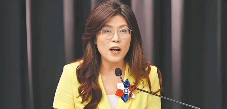 国民党主席郑丽文6月10日表示：“两岸分歧已逾百年，过去十年台湾当局切断两岸交流