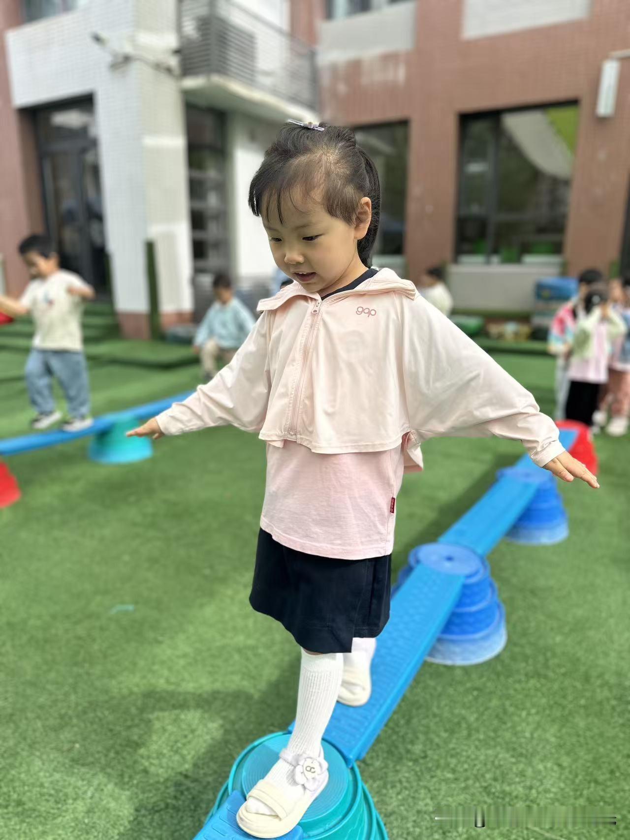 记录我的2026带孙子的奶奶姥姥想干点自己喜欢的事真不容易啊，说起来把孩子送进幼