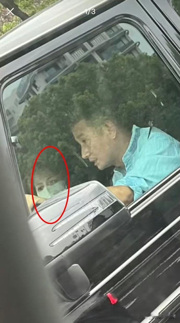 姚笛和文章“又在一起了”？？！！原来媒体拍到文章和姚笛同车画面！画面曝光，引