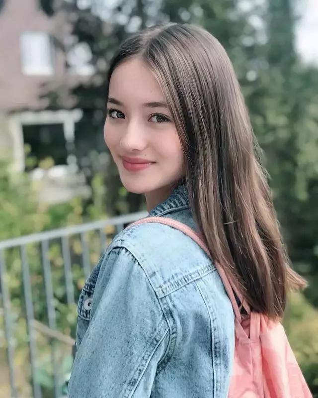 13岁于子迪，破亚运会纪录，夺金！只有十三岁的于子迪站上亚运赛场，和一众经验丰富的选手同台比拼。大赛