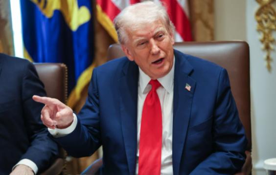 特朗普刚刚发出了与所有的盟友分手信，北约和日澳韩一网打尽 “由于我们取得了如