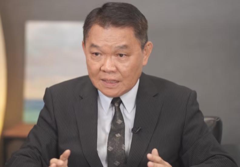 台湾时评人黄征辉呼吁：若大陆满足“两个条件”，台湾应尽快与大陆统一。第一个条件是