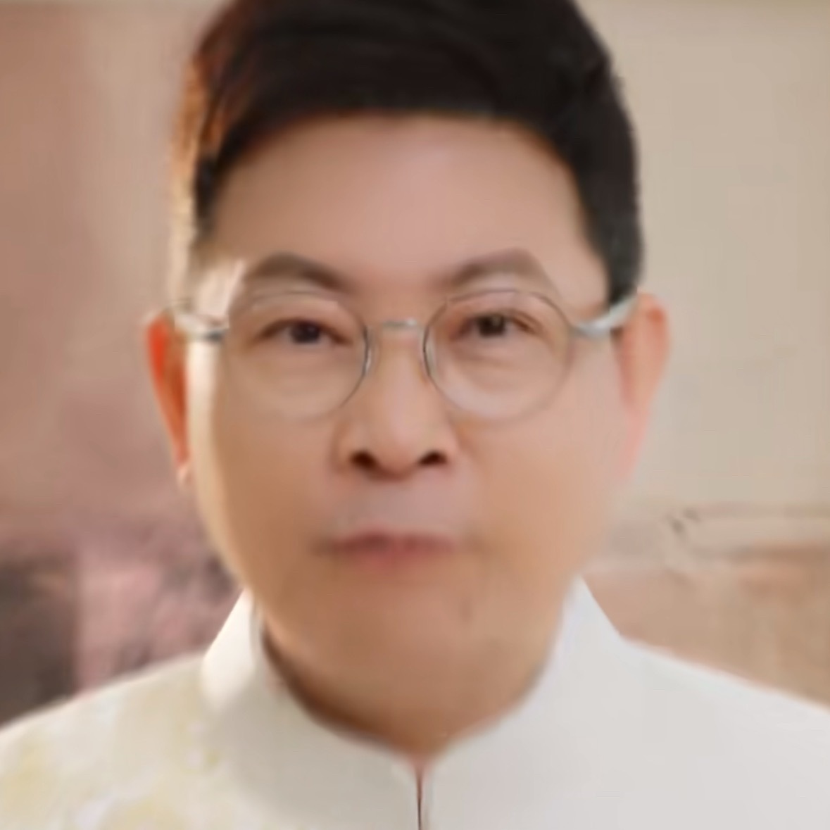 可能，看着看着也就习惯了。