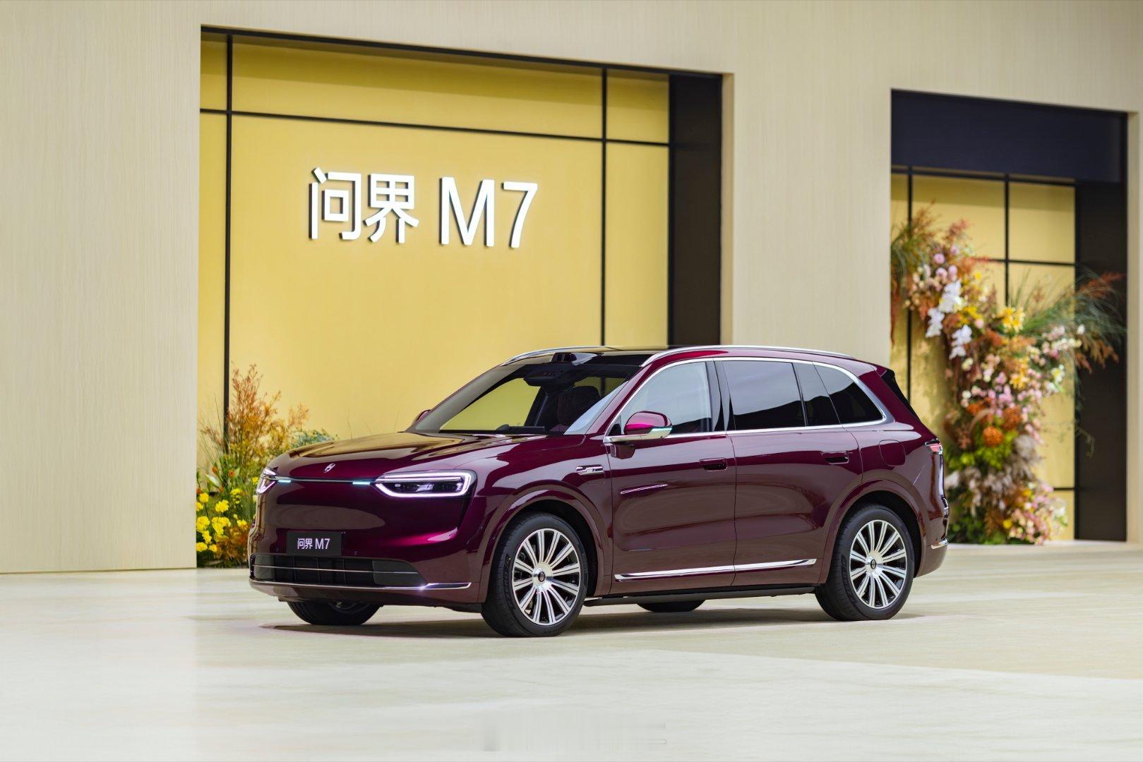 全新问界M7首周狂揽6万大定，从车fans的一线数据里，能把买它的人看得明明白白