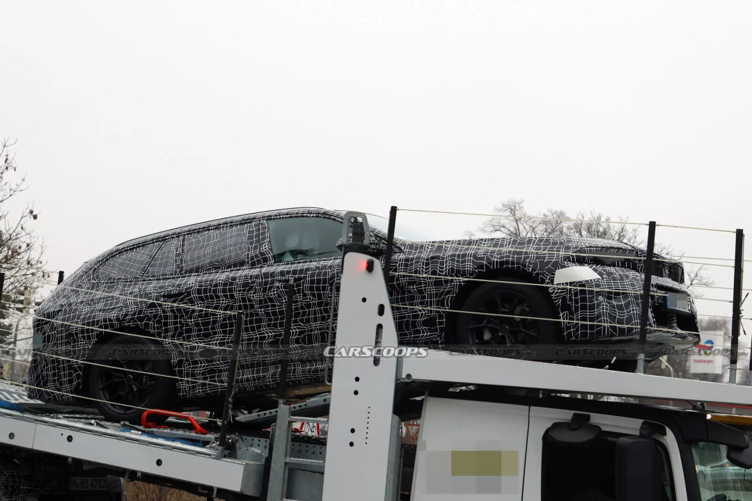 车市热门宝马正在全面推行新世代设计理念，但5系中期改款的设计风格却意外地“复古