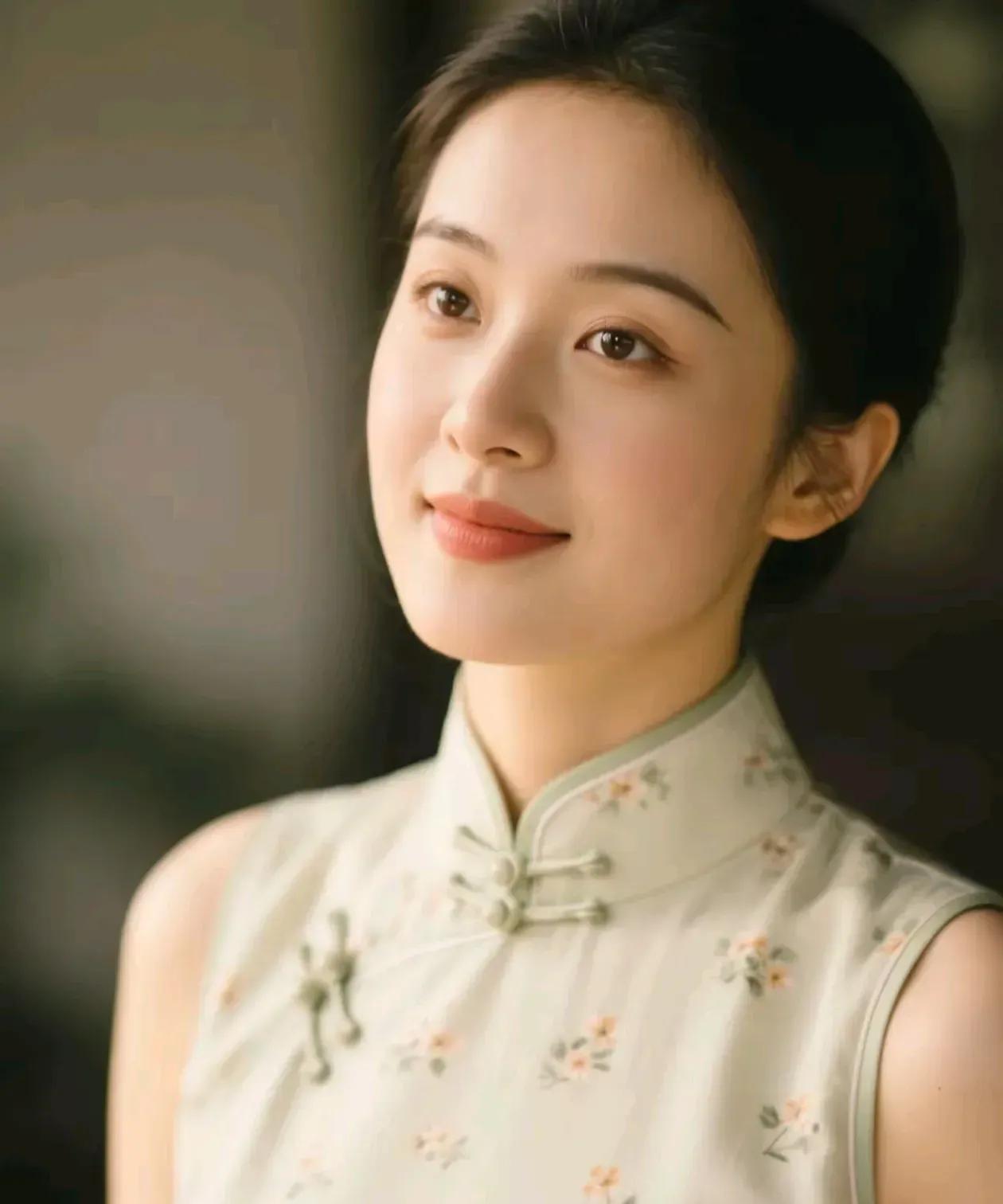 女人之间很准的规律，来看看1、越是长得漂亮的女人，在聚会的时候，越是要穿得一般