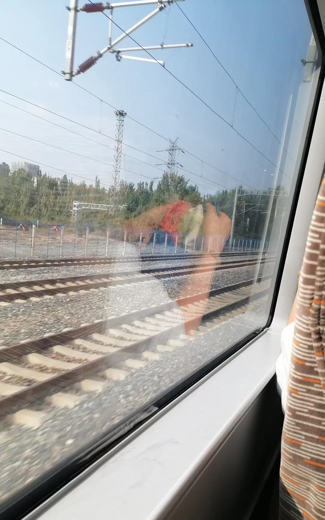 为什么星星总以为自己是正义的代表！但又为什么，人家说什么它们这些所谓的善良老人