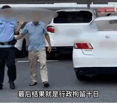 为什么咸猪手？看到图二明白了，他控记不住他叽几啊[笑着哭]