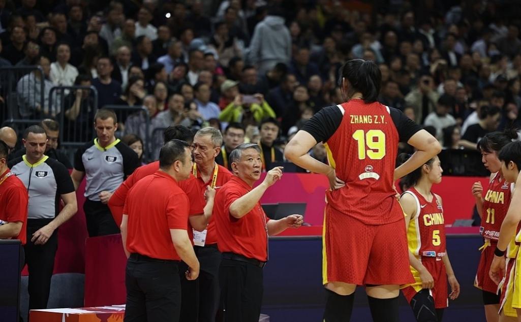 日本惨遭逆转，2连败出线告急，中国升第二3月12日，2026年女篮世界杯资格