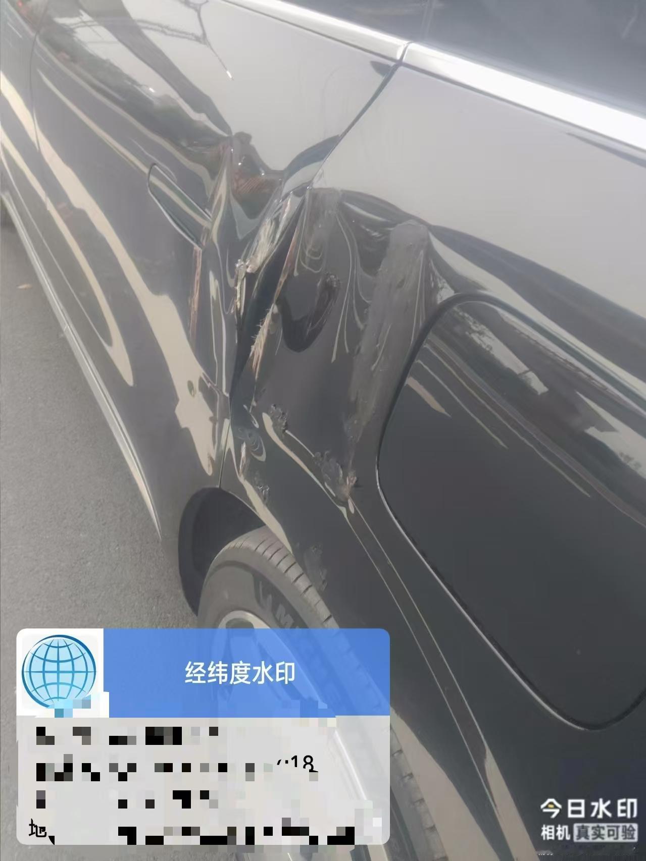 2026款零跑D19720km智尊版六座指导价249800+30000