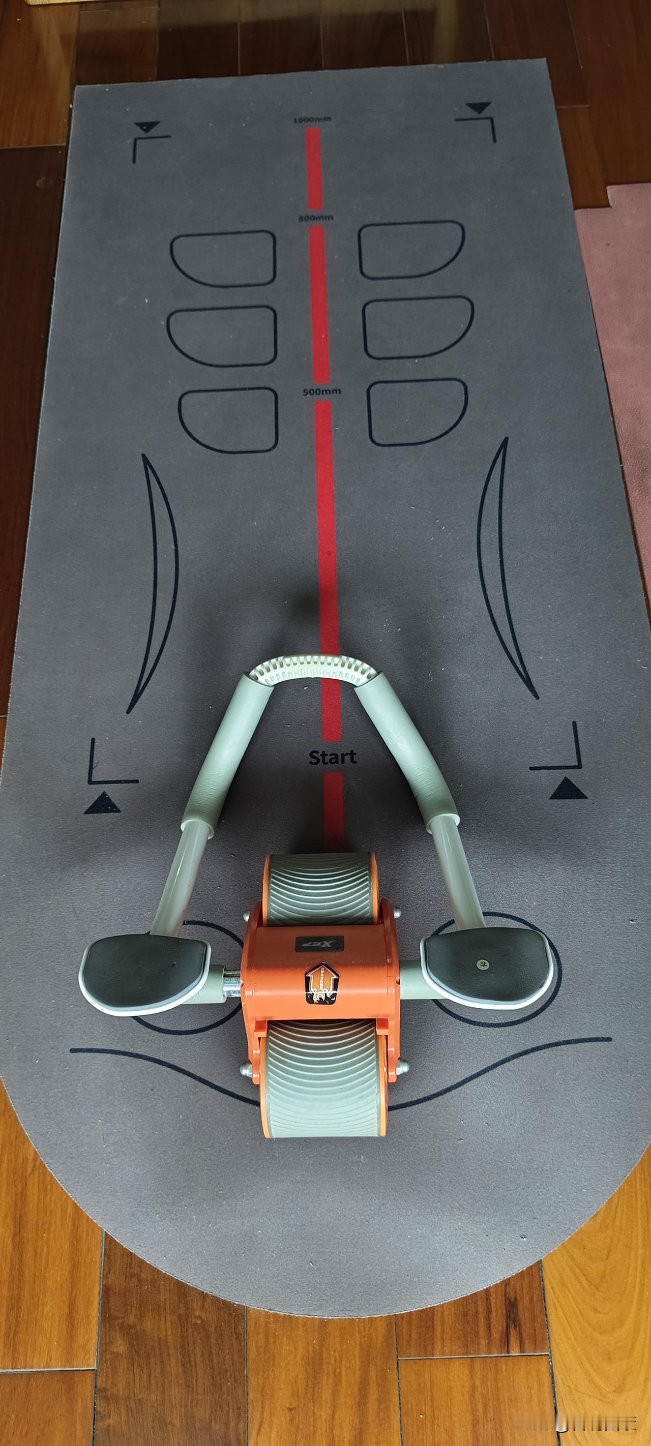 8+16轻断食辅以晨跑、器械等健身手段，成效明显早晨、中午两餐正常饮食，下午3