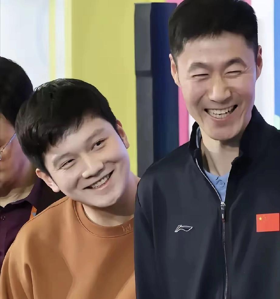 都说现在年轻人营养好、个头高，但显然，这句话在乒乓球界并不成立。