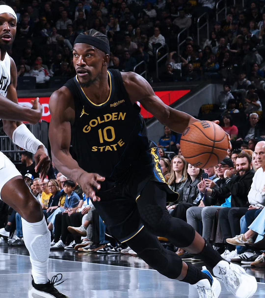 勇士123-127憾负开拓者，赛后勇士主帅科尔接受采访时说：“我们能够回到优秀篮