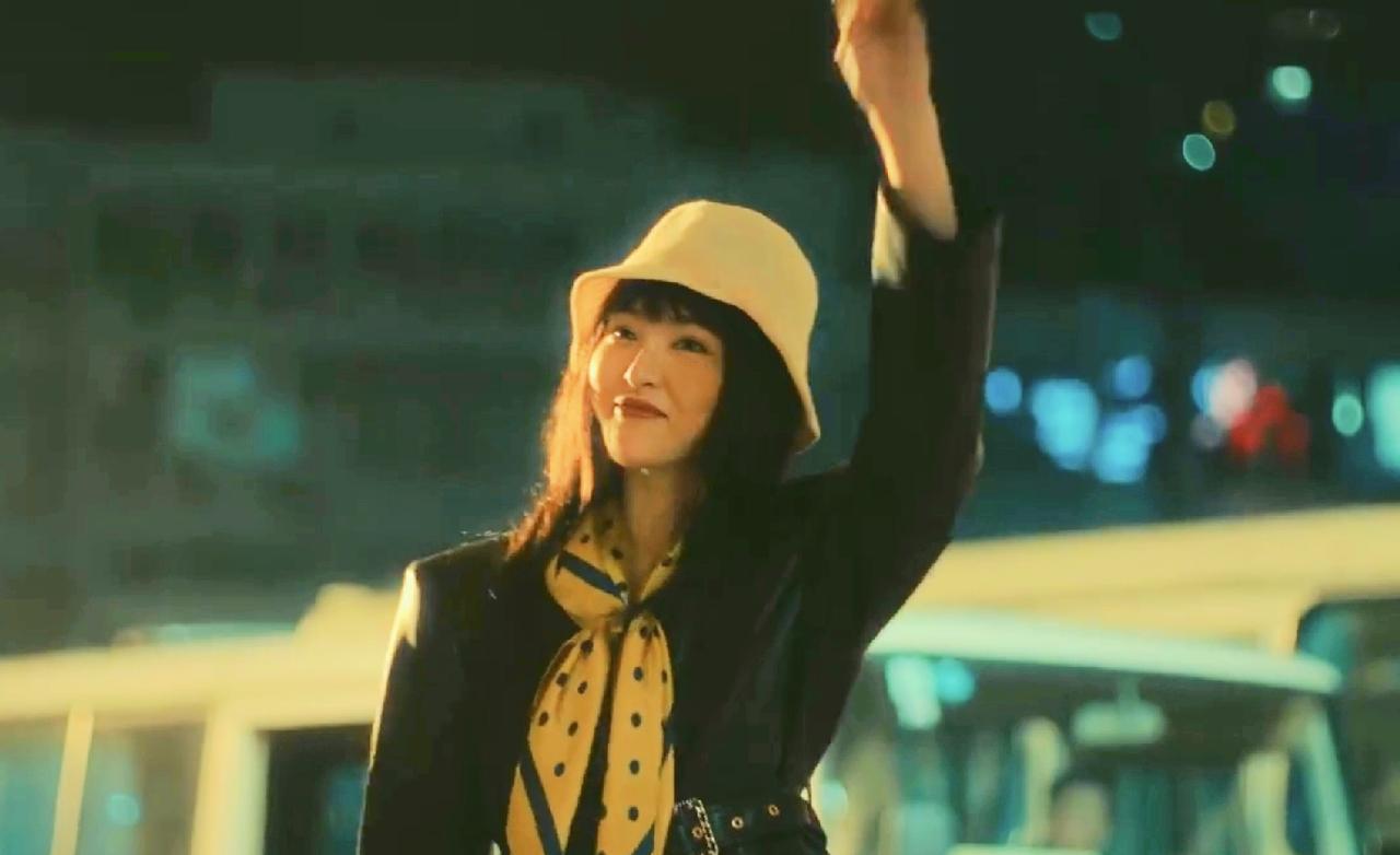 收视率炸了。观众怒了。吴国豪最后那个微笑，让全网失眠。五具骸骨还没认全，高