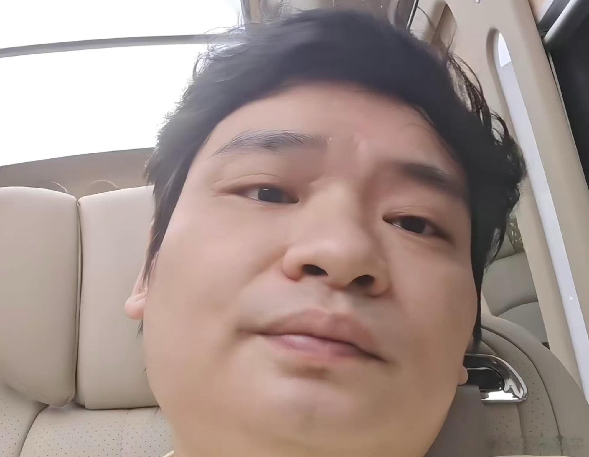 龙神：这一年我一直没放弃攻枫哥，只能说去年出的事太多了，现在得缓一缓，等好起来了