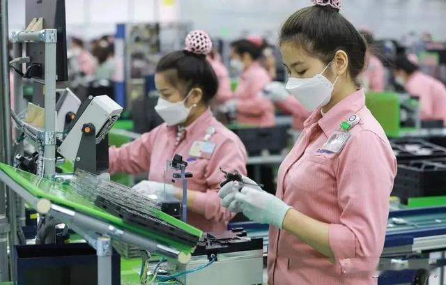看新闻里说，路透社9月14号发了篇调查报告，去年那些从中国转走的订单，正悄悄往回