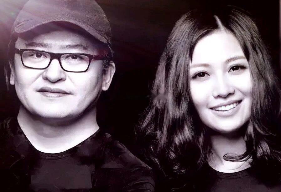 #姚贝娜父亲哽咽回应刘欢去世#一个巧合让人瞬间破防：刘欢讣告公布的日子，恰好是姚贝娜的生日。两人也是
