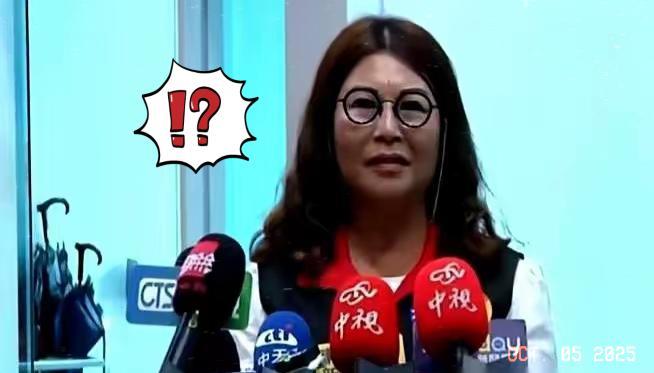 终于，国民党内部有人把桌子给掀了。当着所有人的面，直接点名韩国瑜：你带个团，乐呵