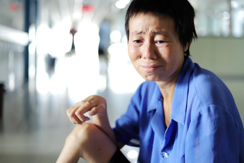 黑龙江齐齐哈尔的农户王桂菊太让人心酸了。23年前，在政府和大队领导动员下，她和村