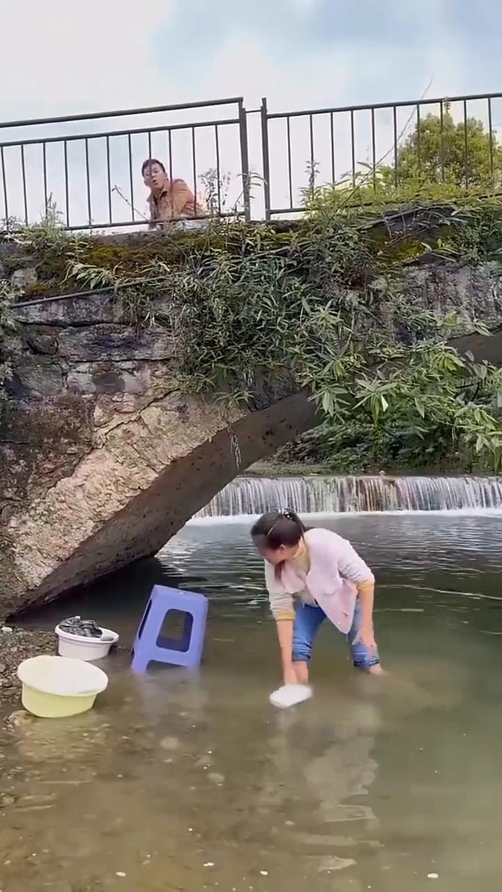 坏了钱都不收拾了。