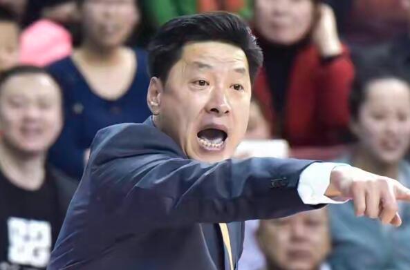 男篮熟悉的两名帅，经过郭士强实战检验，这两名帅也只能排5-6名男篮熟悉的两名名