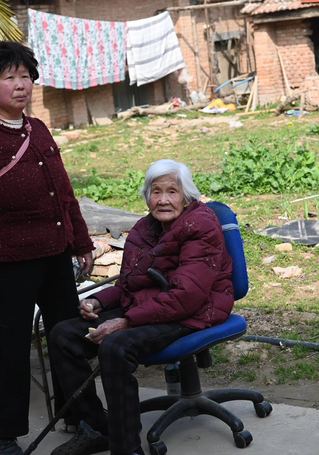 最能让人长寿的两项运动一是谈恋爱心在动，天天有盼头、有牵挂、有笑有闹，心情一