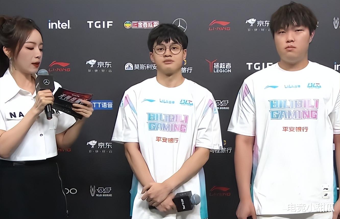 BLG击败TES晋级, Rookie致命失误葬送好局, ELK五杀定胜局