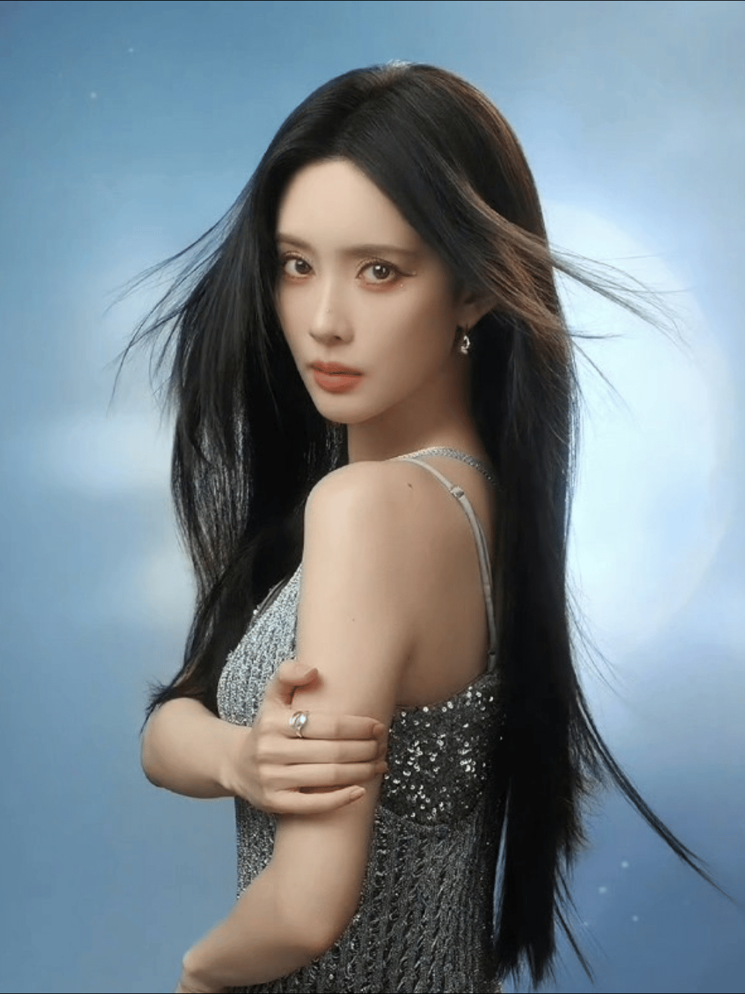 投稿孟子义黑长直女神​​​
