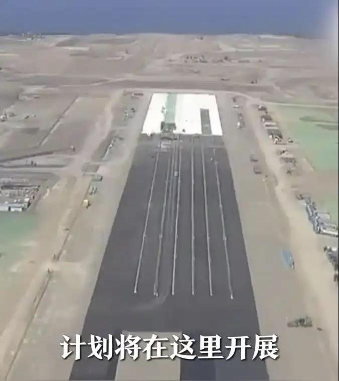 日媒披露，日本正于冲绳附近的奄美大岛和马毛岛昼夜赶建军事基地，其中马毛岛将修建约