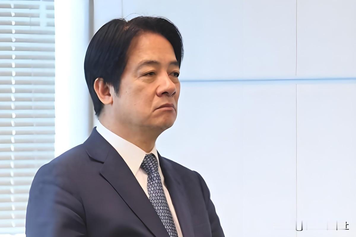 赖清德要给全台湾发钱了，而且一人就是1万新台币。更有意思的是，这笔钱还被包装成了