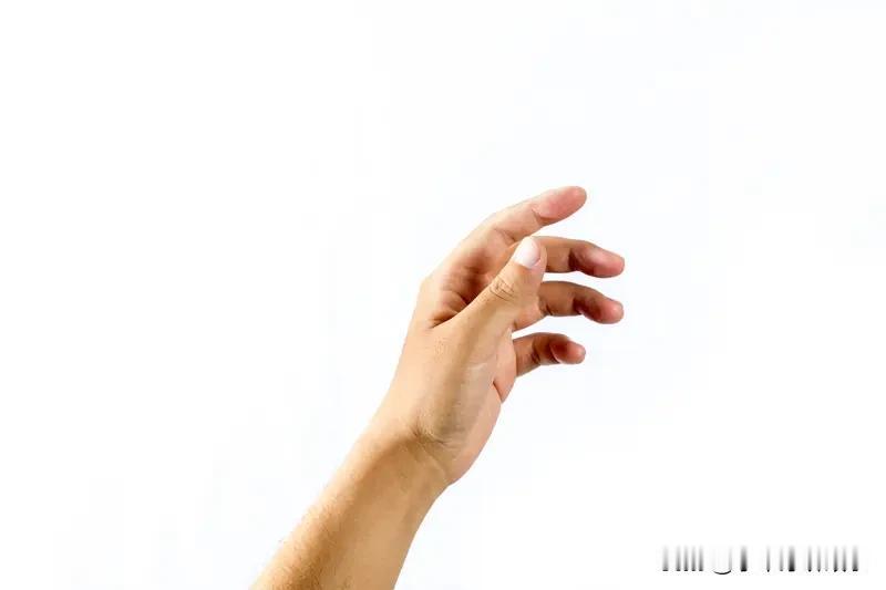 人生重要之事，答案因人而异。我觉得，有勇气去体验、有底气去接纳至关重要。如首次做