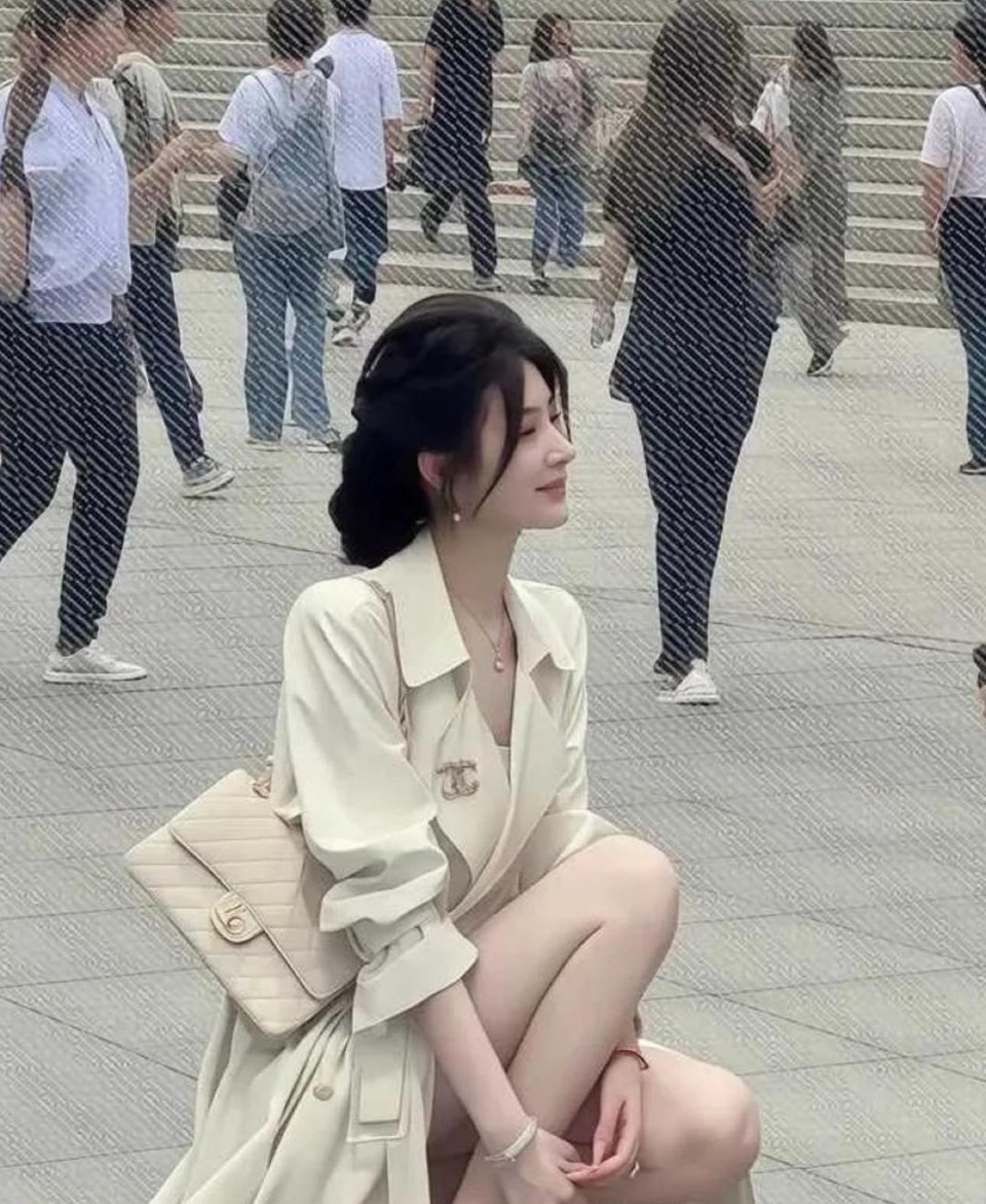 这颜值，在普通人属于天花板级别了吧！